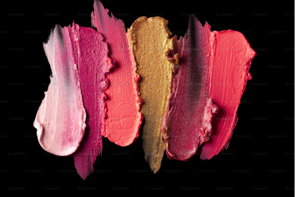 Moszacos Lipstick: The Ultimate Fusion of Color and Moisture