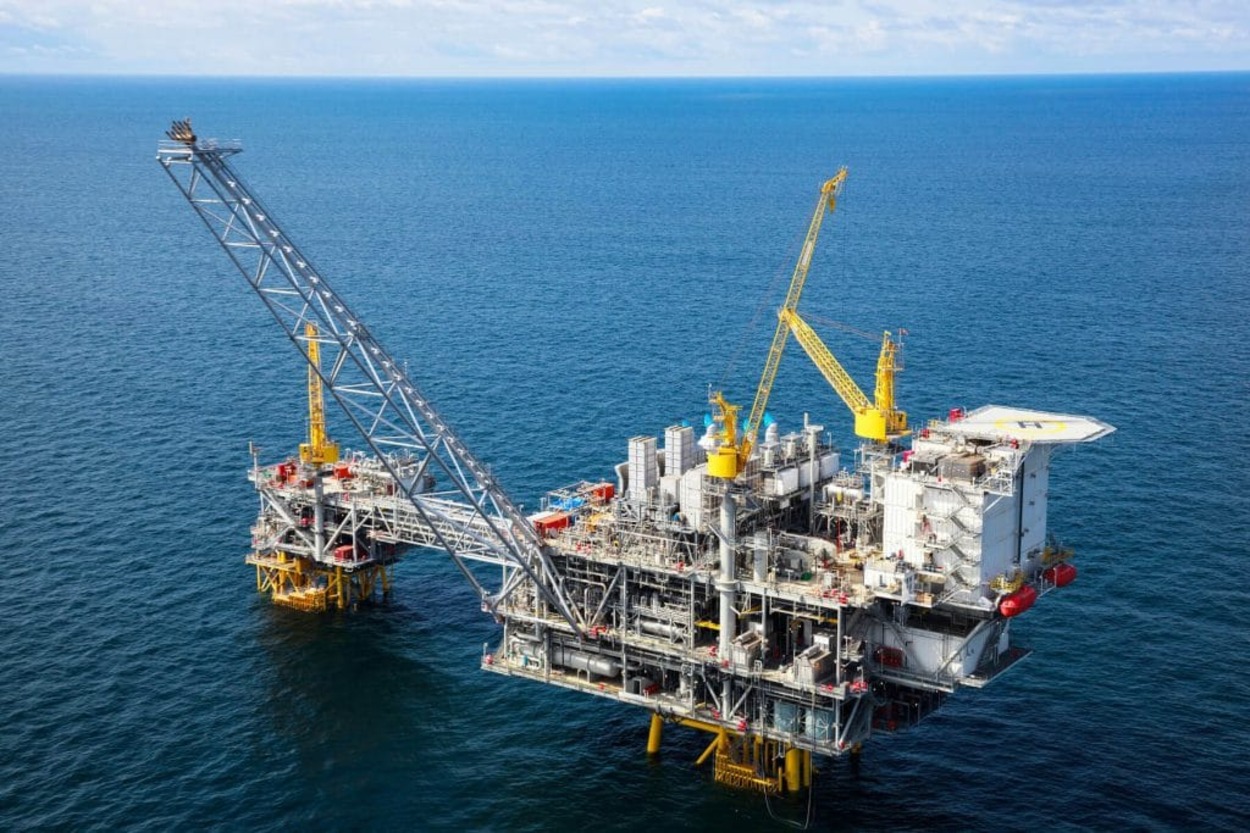 How Offshore Decommissioning Services Help You Meet Regulations