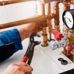 Top 5 Signs You Need a Plumber