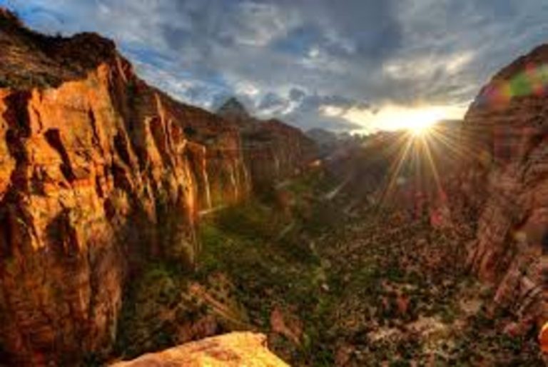 Experience Jaw-Dropping Scenery in Southern Utah