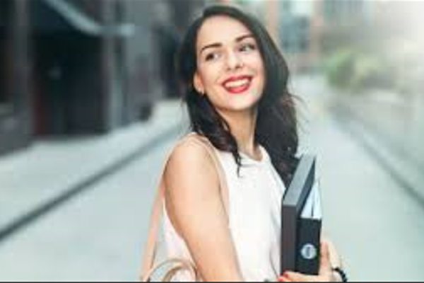 Shani Levni: The Rising Voice of Art, Ideas and Change