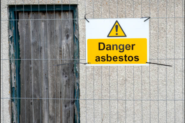 Asbestlint: Dangerous Legacy of Long-Lasting Industrial Material