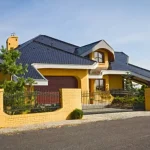 How Fencing Choices Influence Home Security and Curb Appeal