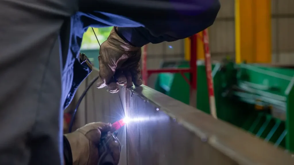 The Call That Usually Comes Too Late: Emergency Welding Situations